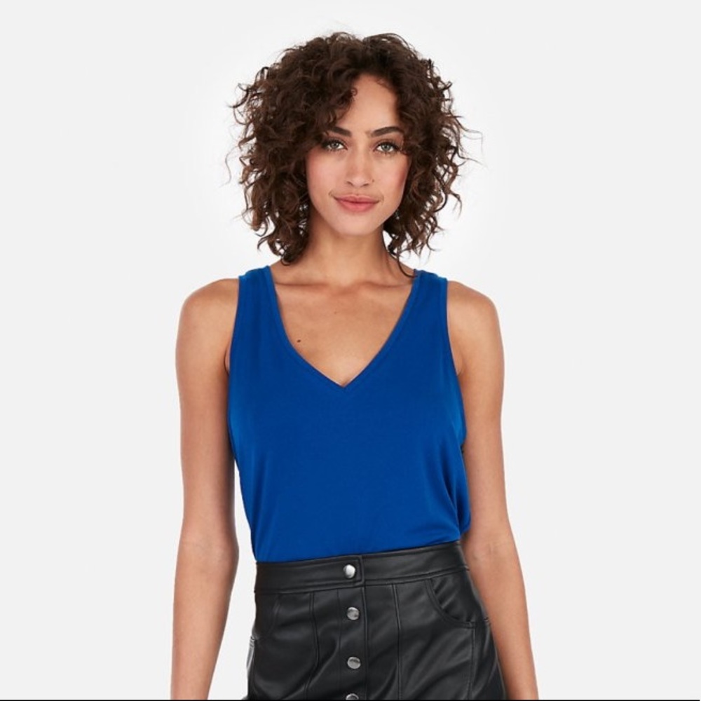 Express blue v-neck essentials sleeveless top